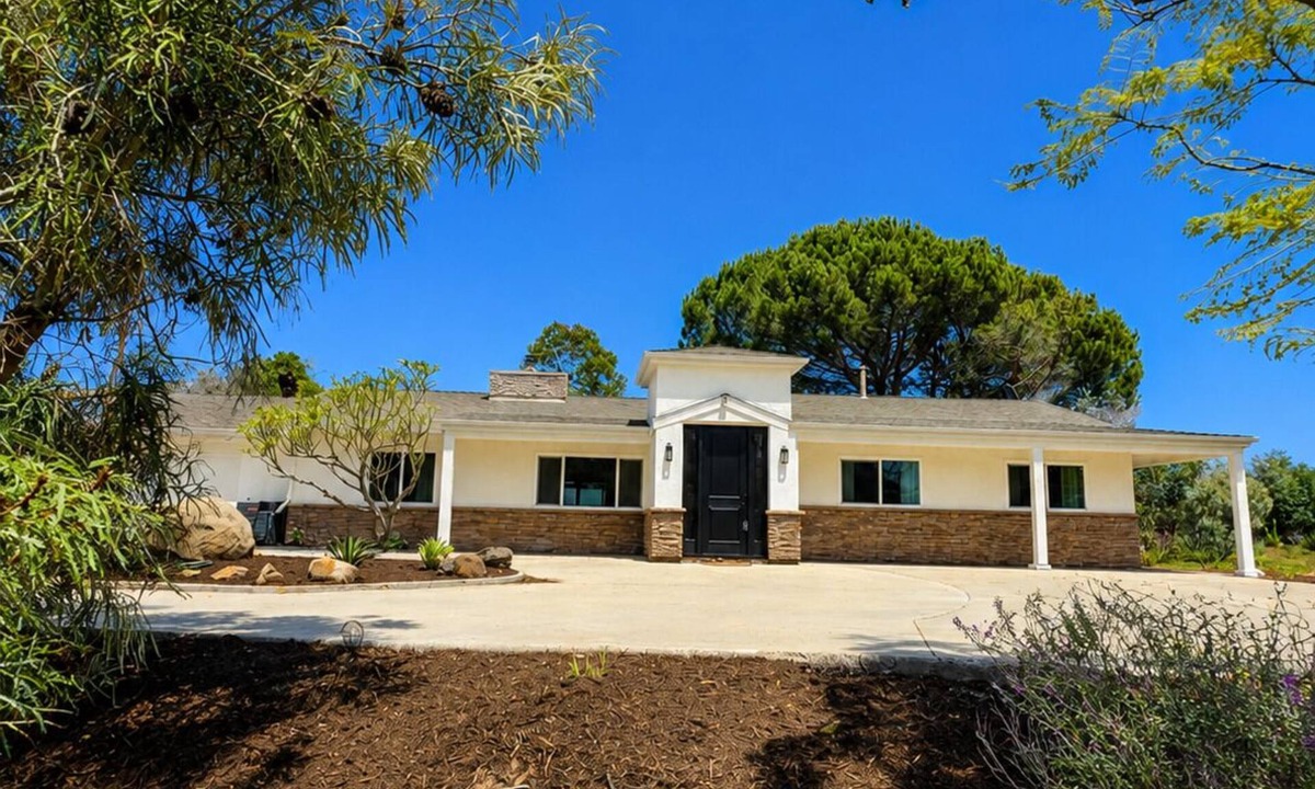 Fallbrook House | 10-Acre Fallbrook Retreat w/Mountain Views