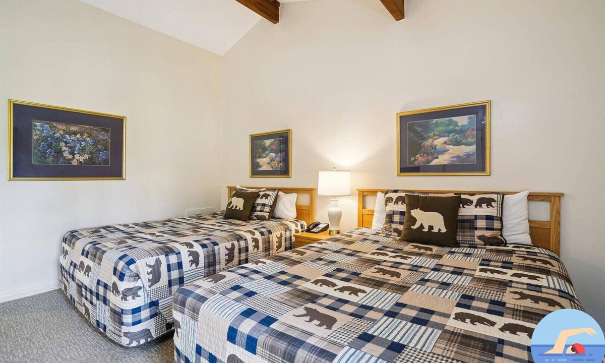 West Bridgewater Hotel | 104 Two Queen Bed Standard Hotel Room outdoor heated pool