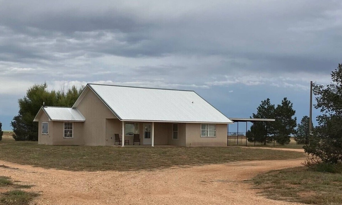 Saint Vrain Other | 2/2 and Sleeper Sofa. Entire House. Pet friendly