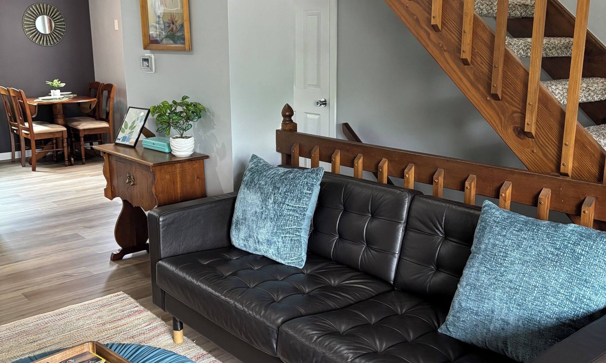 Bettendorf House | 2 Bed 2 Bath Bettendorf Loft, Great Price & Location!