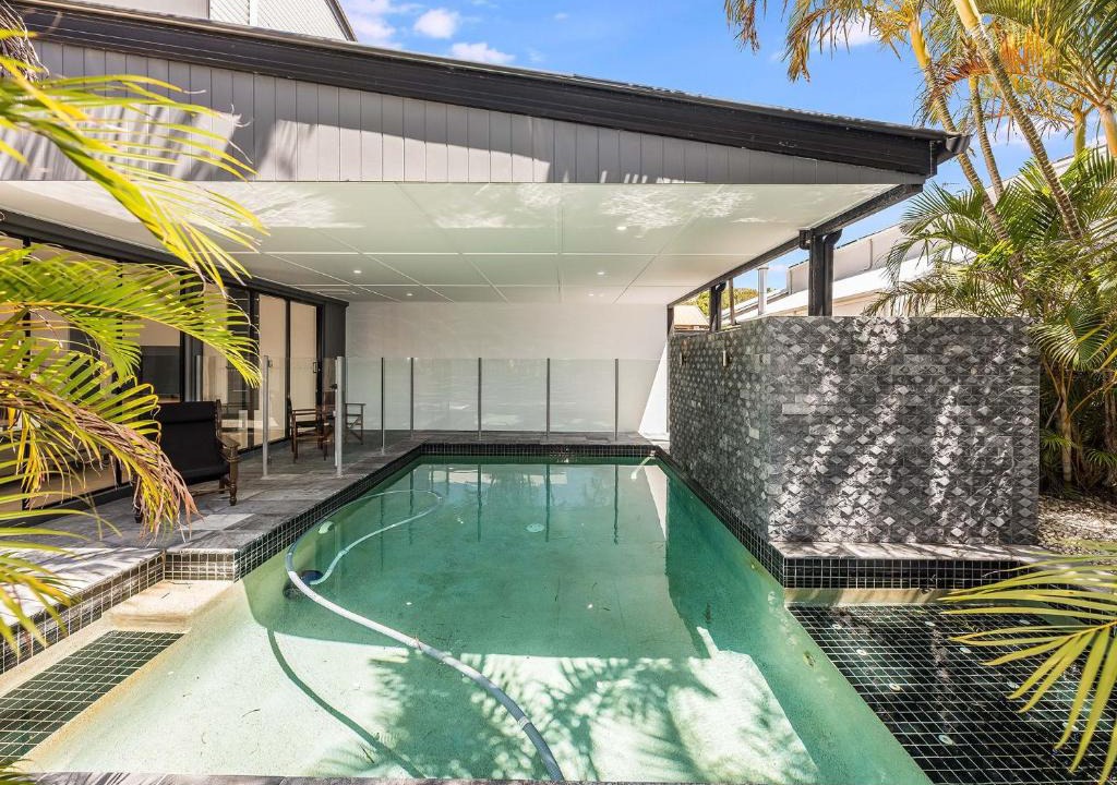 Moffat Beach House | 22 Seaview Terrace Moffat Beach