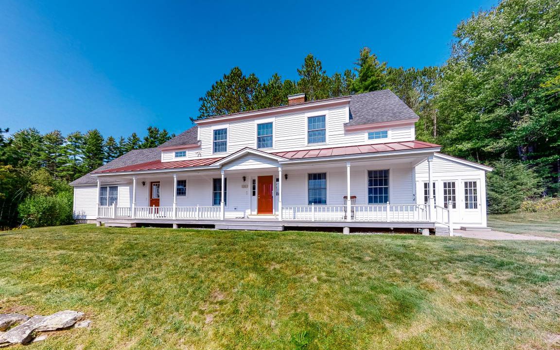 South Londonderry House | 276 m² House ∙ 5 bedrooms ∙ 8 guests
