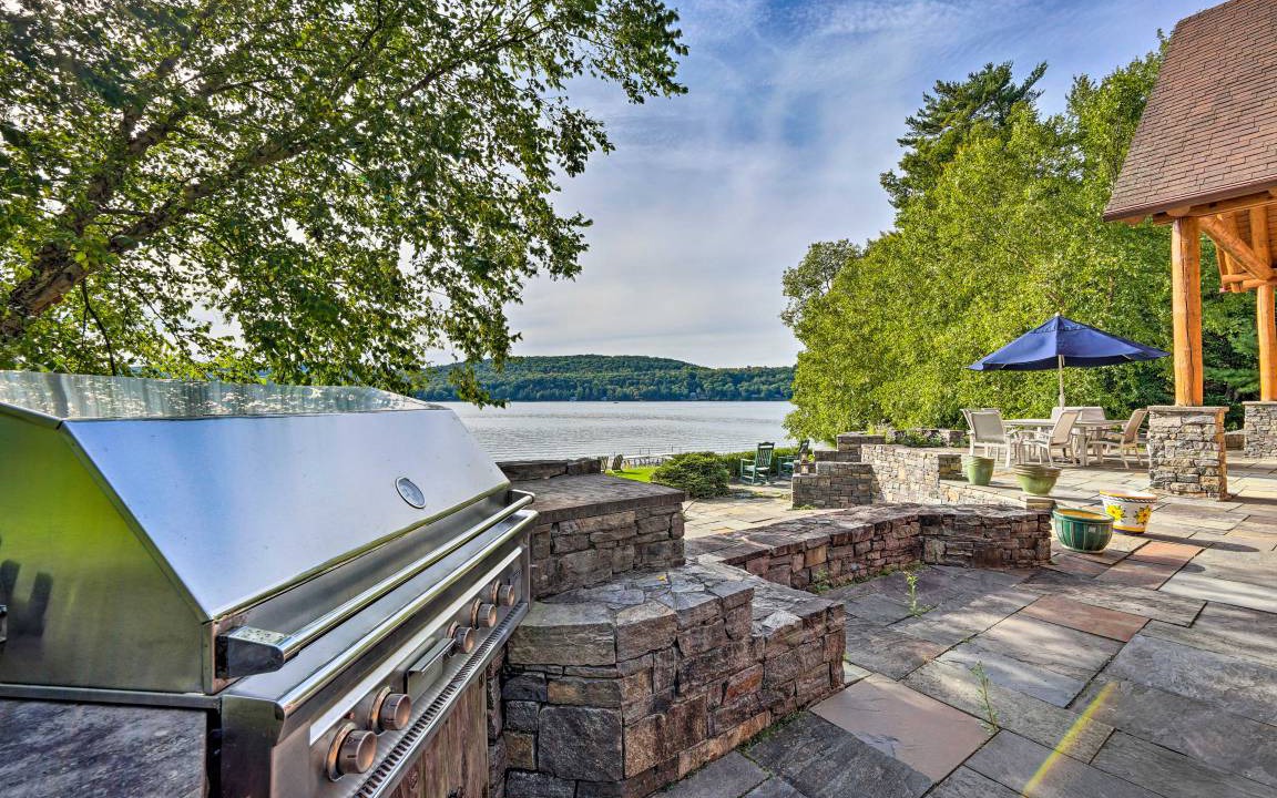 Poultney House | 422 m² House ∙ 5 bedrooms ∙ 8 guests