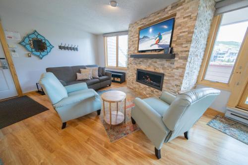 Lakeside Village Apartment | Argentine 1504 by SummitCove Lodging in Colorado