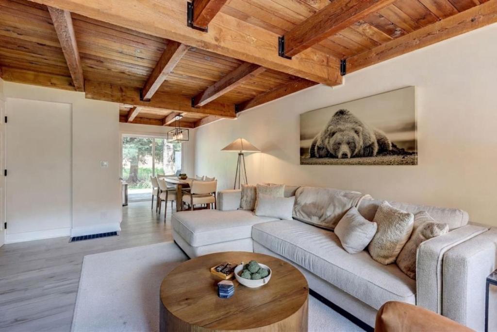 Basalt Apartment | Basalt Mountain Townhome 3BR Retreat, Fireplace