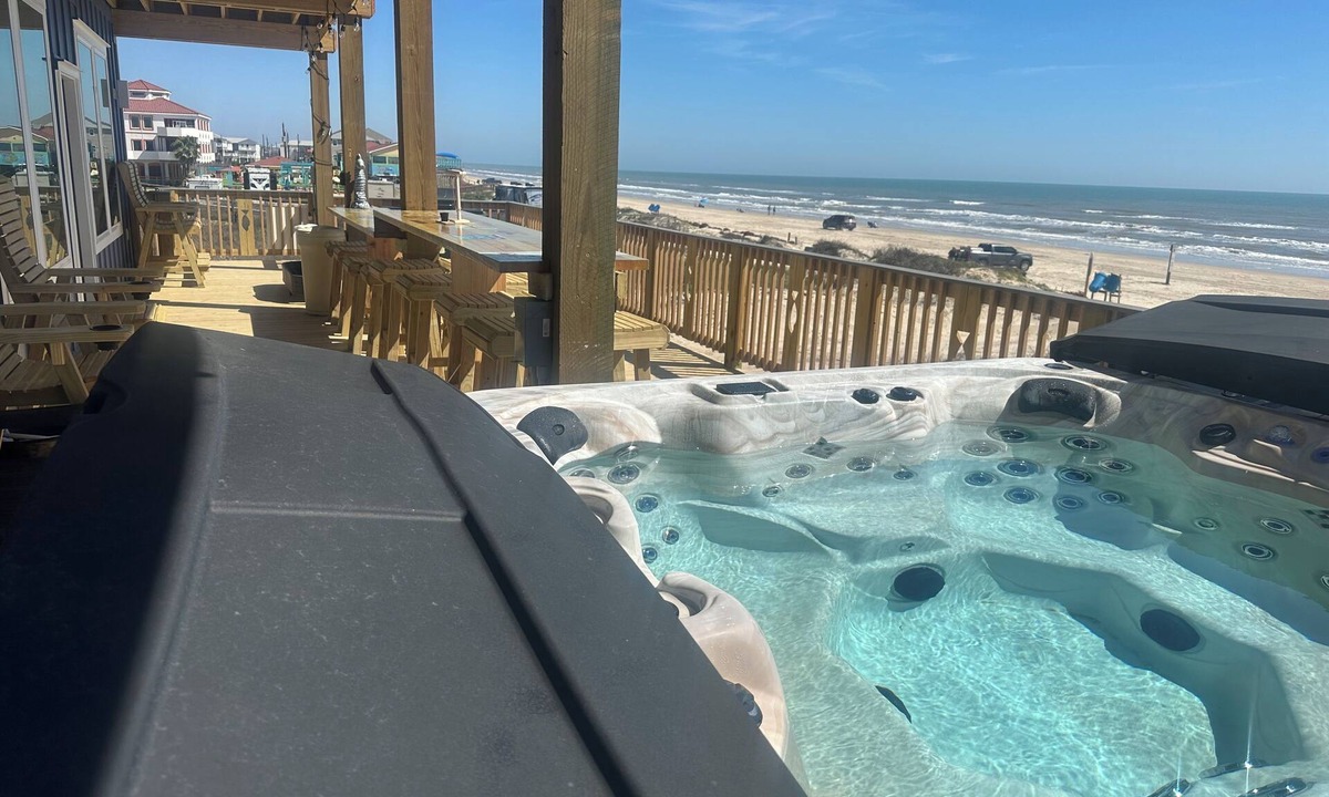 Surfside Beach House | Beachfront Luxury! New Build 2026! Hot Tub. Pets!