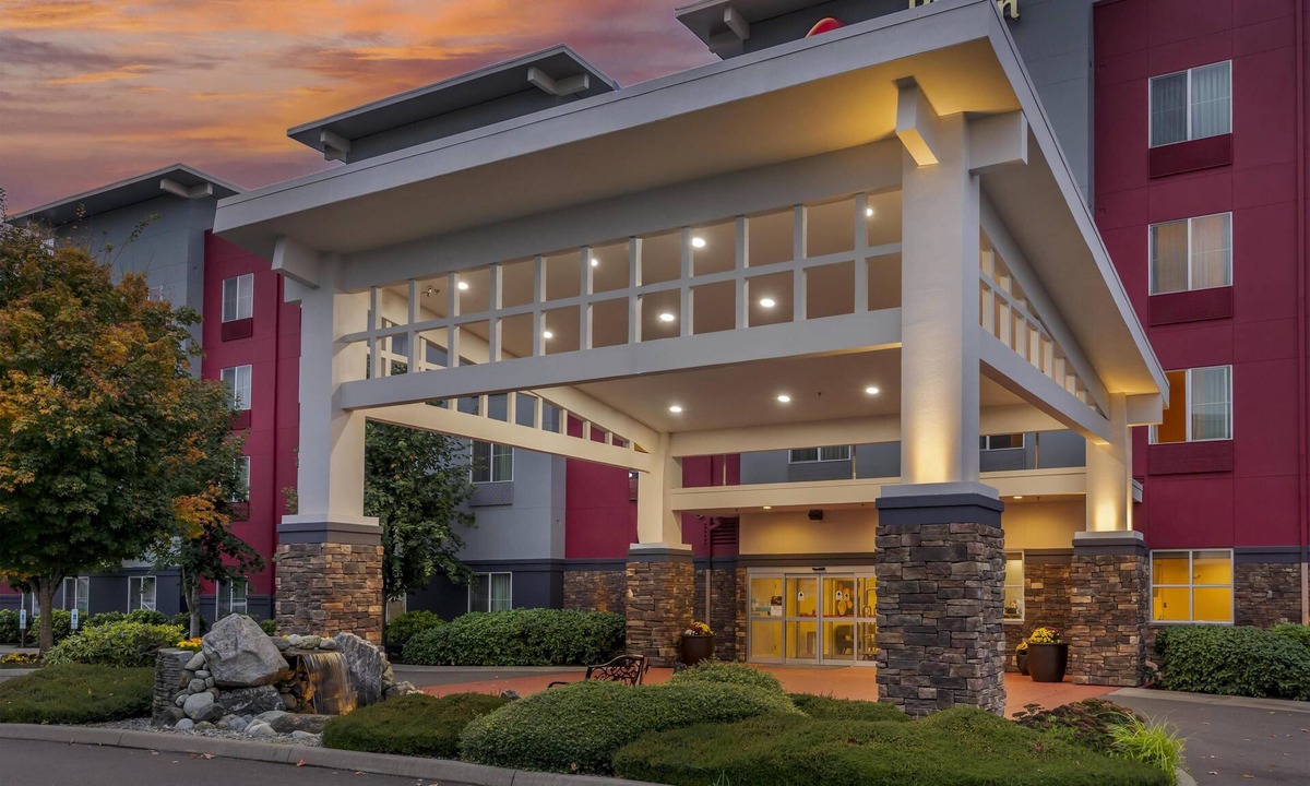 Arlington Hotel | Best Western Plus Arlington/Marysville