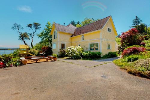Vashon Island House | Bluff Gardens