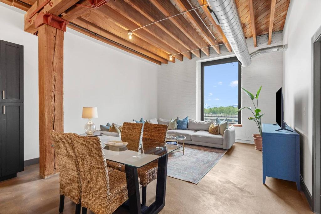 Downtown St. Louis Apartment | Brick & Bed, Riverfront Lofts, P 4J
