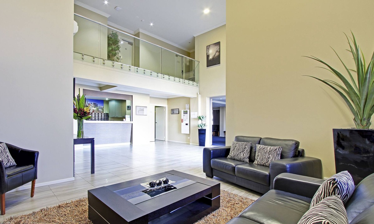 Traralgon Hotel | Bridges on Argyle Motel & Apartments