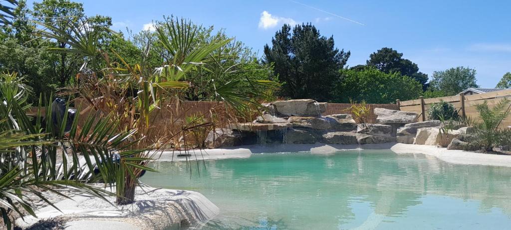 Ambon Other | Camping Paradis d'Arvor