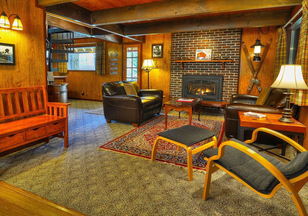 Skykomish Cabin | Charming Red Hawk Hideaway Super Close to Stevens Pass, Pets OK! 10% OFF