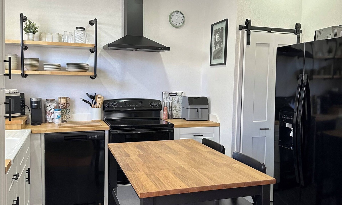 Sebring House | Charming spacious Cottage in Sebring