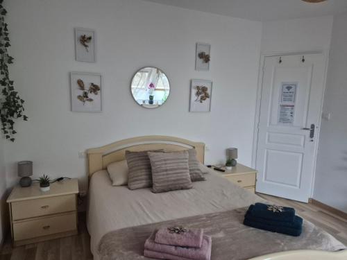 Maxent House | Chez Vallye
