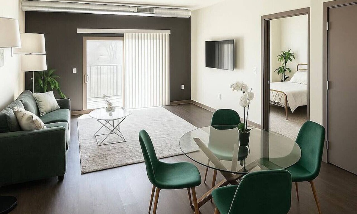 Downtown Des Moines Apartment | Chic Des Moines 1BR with Amenities & Prime Location