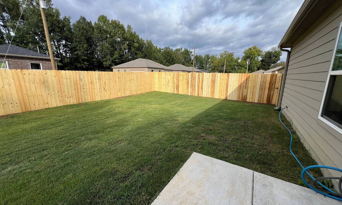 Beebe House | Comfortable & Cozy Private Bed New ConstructionnHouse w/Privacy Fence Backyard