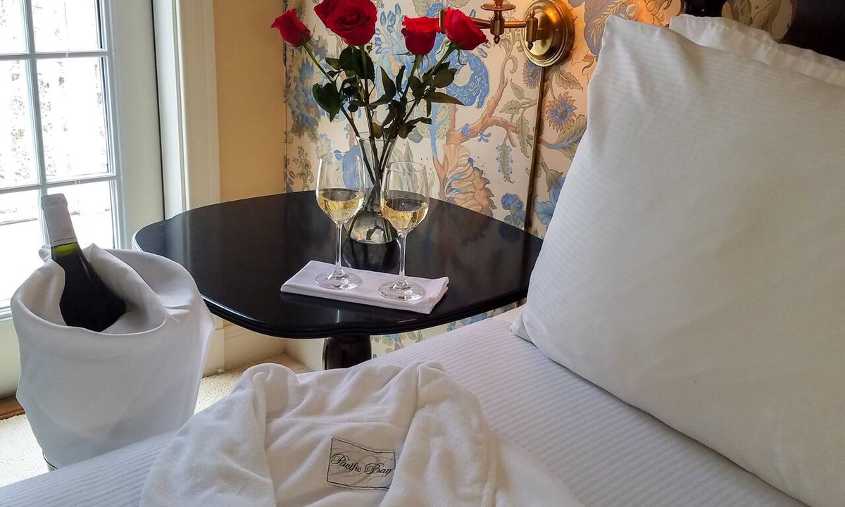 Ivoryton Hotel | Copper Beech Inn