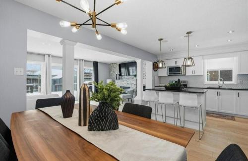 Kitchener House | Cozy Kitchener-Waterloo Home