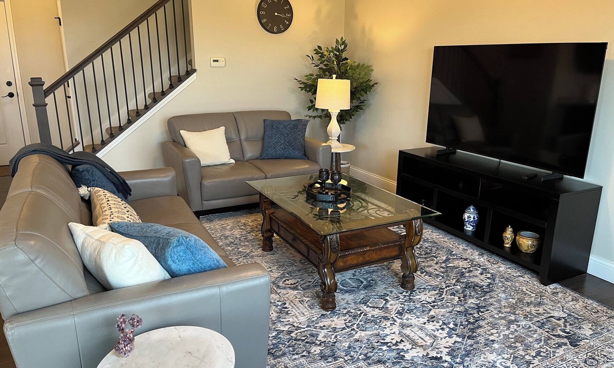 Champaign House | Cozy townhome with scenic farm views