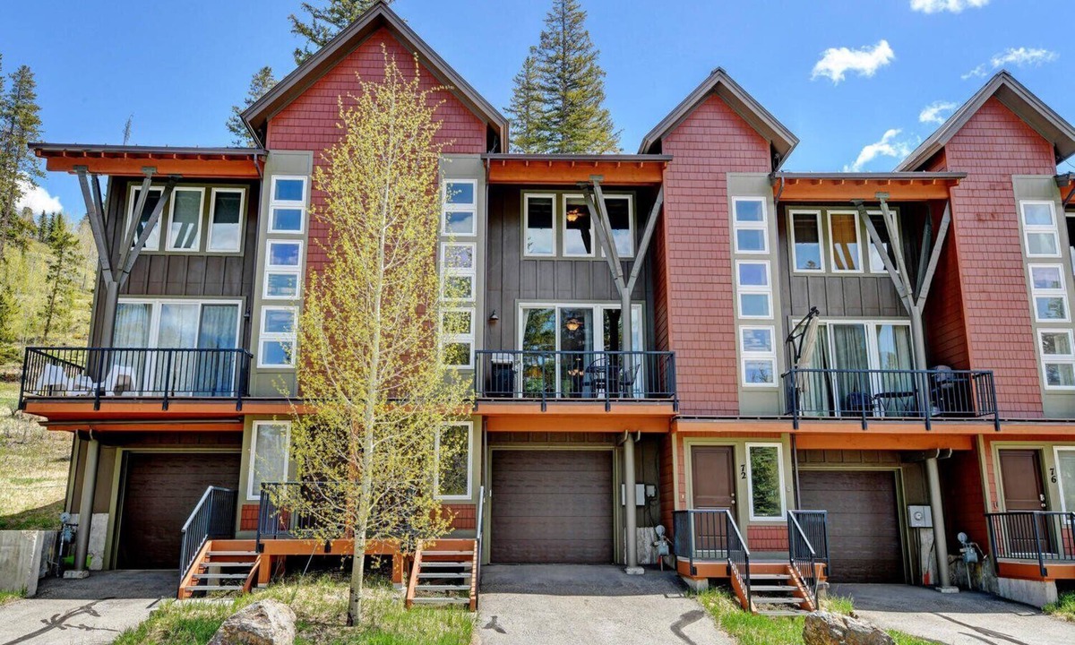 Rendezvous House | Downtown WP Chalet 68 I Great Views I Bunk Room I Discounted Attractions