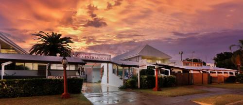 Emerald Hotel | Emerald Central Hotel