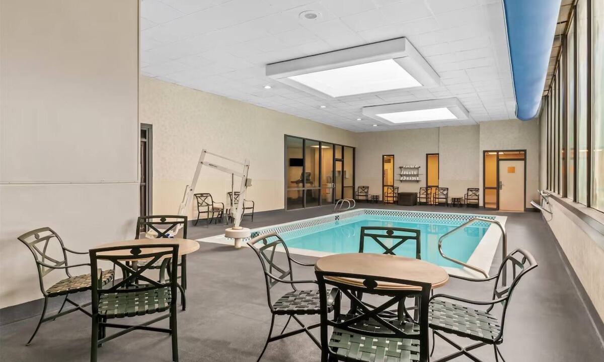 Cheyenne Hotel | Explore Downtown Cheyenne w/Deluxe One Queen Bed - Pet Friendly and w/Pool!