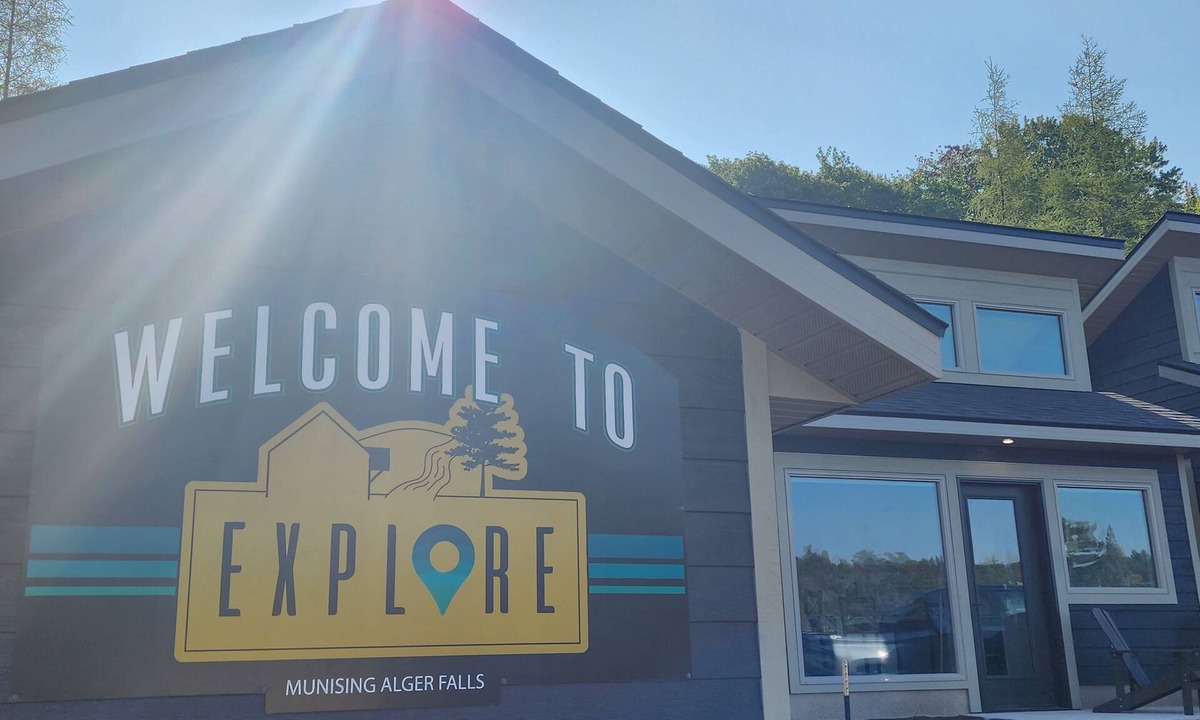 Munising Ski Chalet | EXPLORE Munising Studio Suite 109