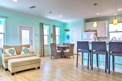 Surfside Beach House | Furnished Deck + Ocean Views: Surfside Beach Home