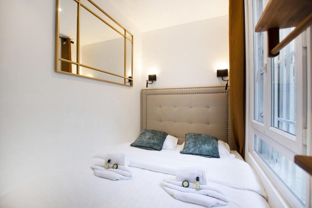 Quartier de la Porte-Saint-Denis Apartment | GuestReady - Studio with Jacuzzi in the 10 th