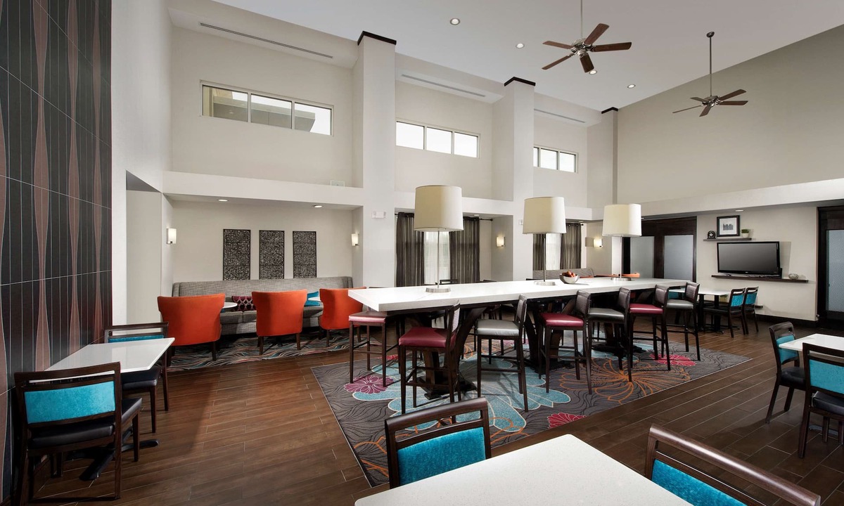 Matteson Hotel | Hampton Inn & Suites Chicago Southland-Matteson