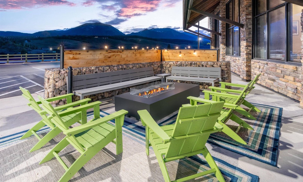 Silverthorne Hotel | Hampton Inn & Suites Silverthorne