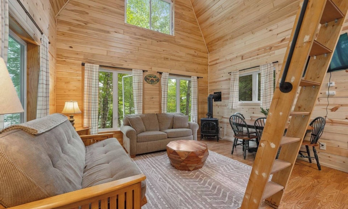 Bigfork Cabin | Hatch Lake Tiny House - Get Up North Retreats