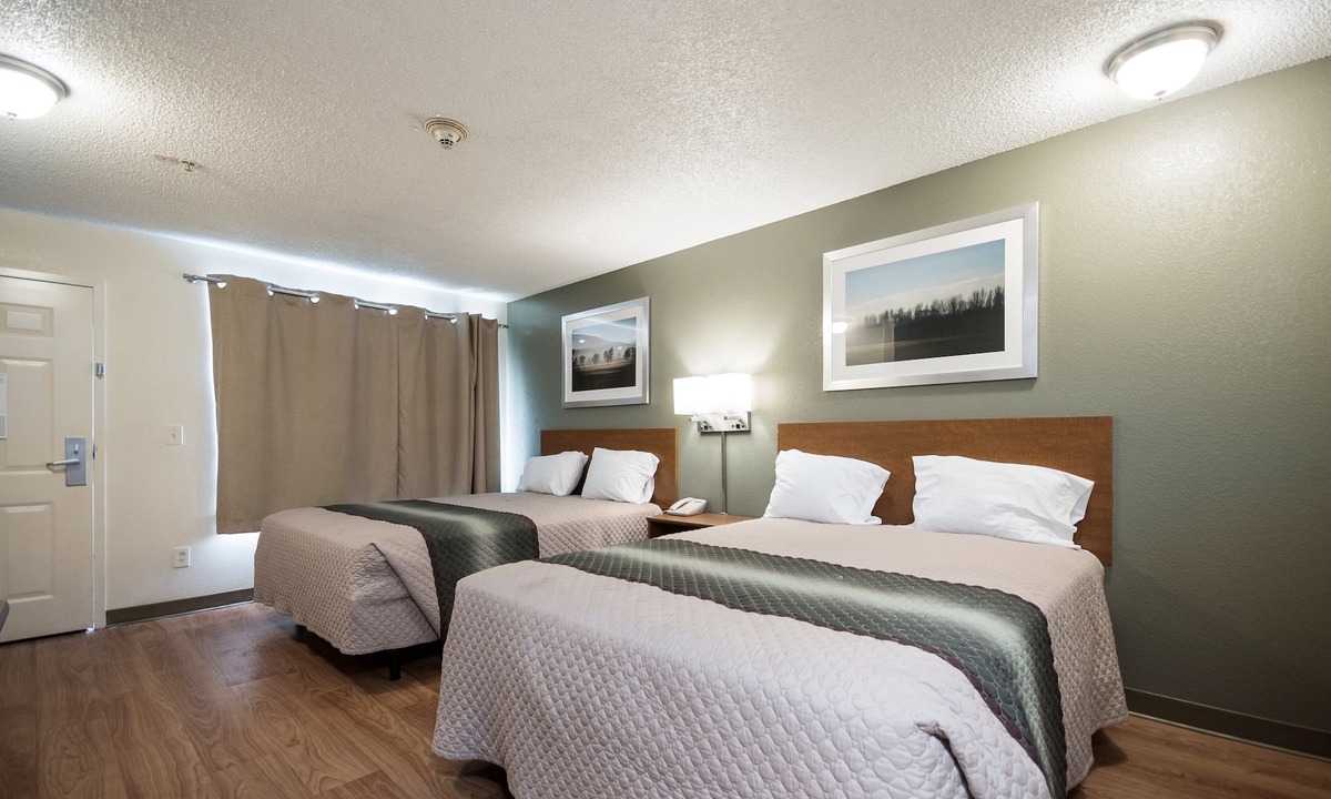 Kent Hotel | HomeTowne Studios By Red Roof Seattle - Kent/Des Moines