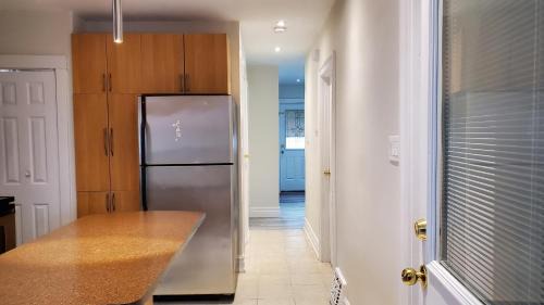 Hamilton House | House - Bungalow