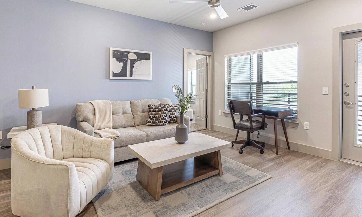 Midlothian Apartment | Landing | Modern 2BD, Clubhouse, Game Room
