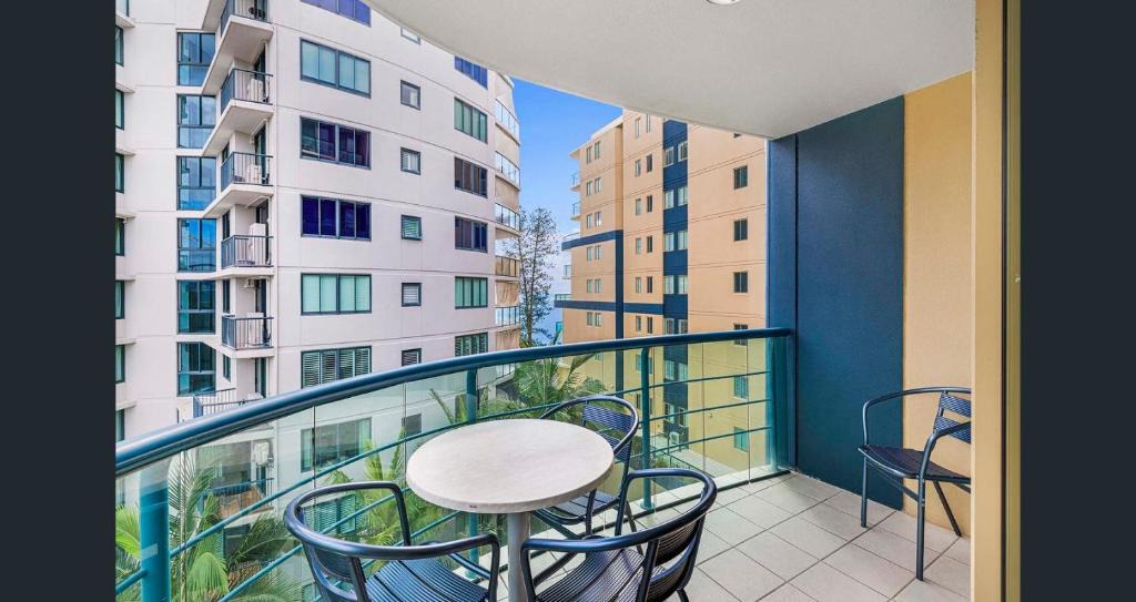 Mooloolaba Apartment | Landmark Resort Gem - Ocean Views, Pools & Prime Location