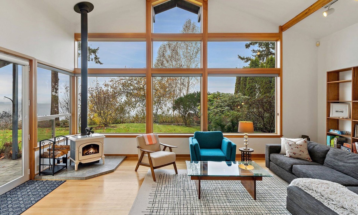 Bellingham House | Luxe Waterfront Haven: 3BR Vaulted-Ceiling Home w/Scenic Ocean & Sunset Views