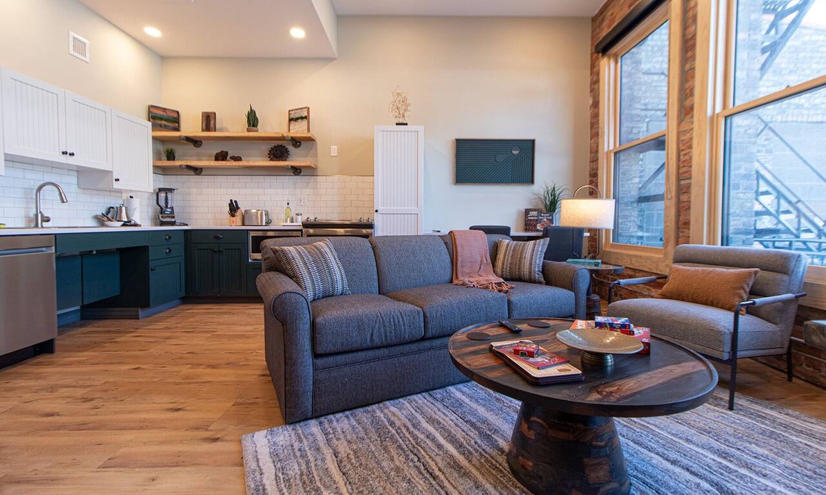 Duluth Apartment | Luxury Craft District Suites | Unit 102