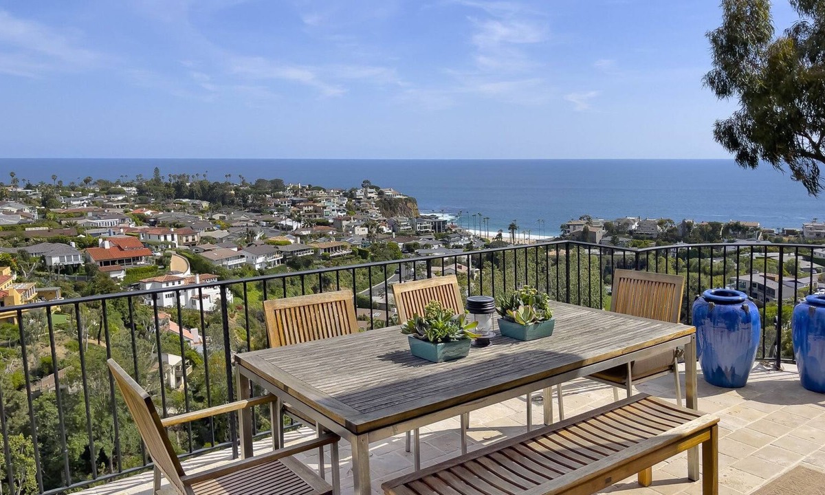 Emerald Bay House | Luxury Vacation in Emerald Bay, Laguna Beach - The Premier Private Beach Enclave