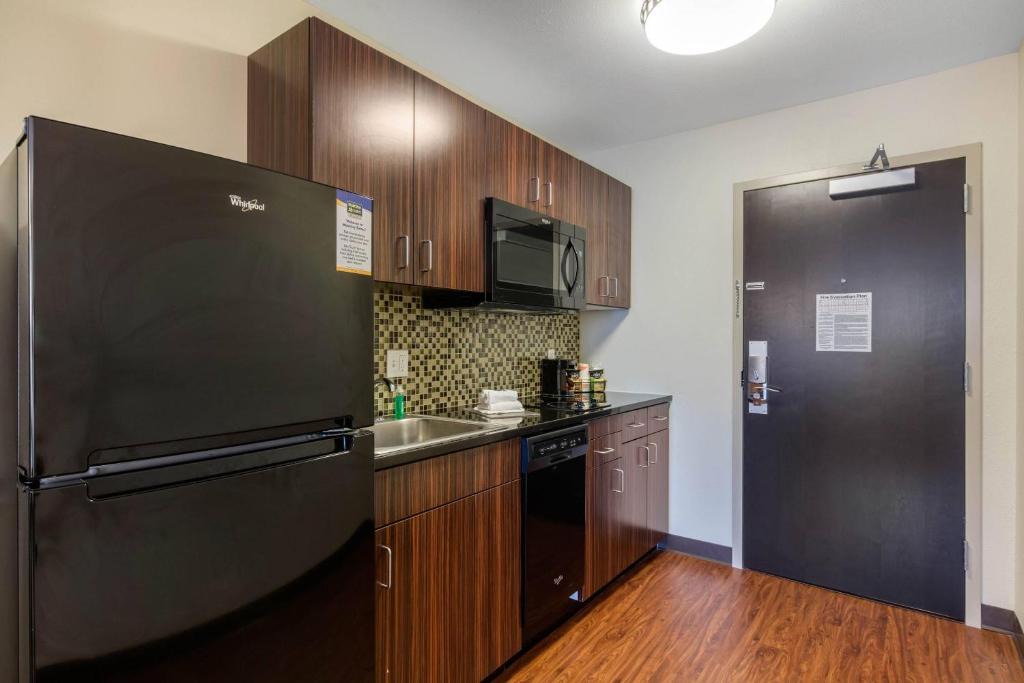 Bridgeton Hotel | MainStay Suites St Louis Airport