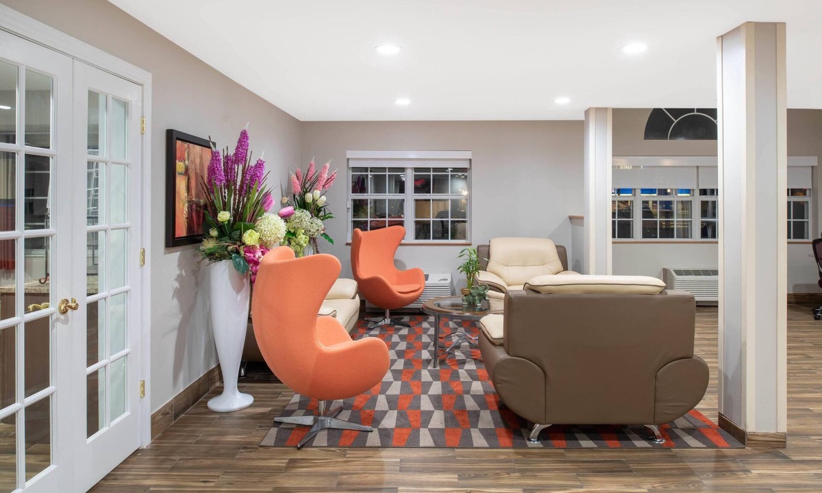 Springfield Hotel | Microtel Inn & Suites by Wyndham Springfield
