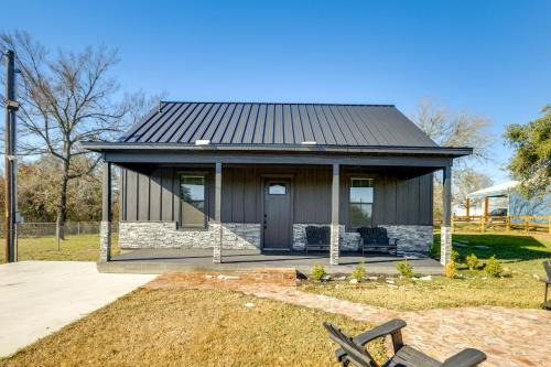 Somerville House | Modern 2BR Near Lake Somerville & Round Top