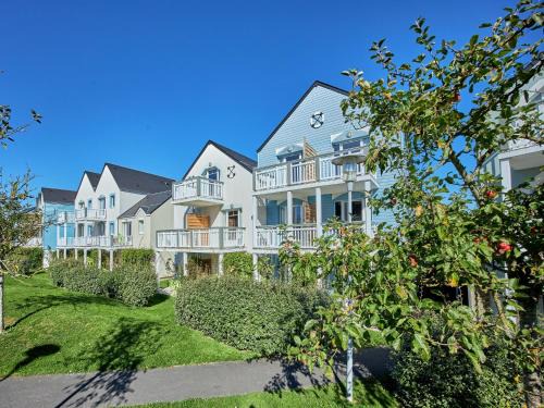 Courseulles-sur-Mer Apartment | Normandy Coastal Apartment for 5