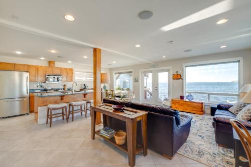 Birch Bay House | Ocean Views & Beach Access at Cottage on Birch Bay