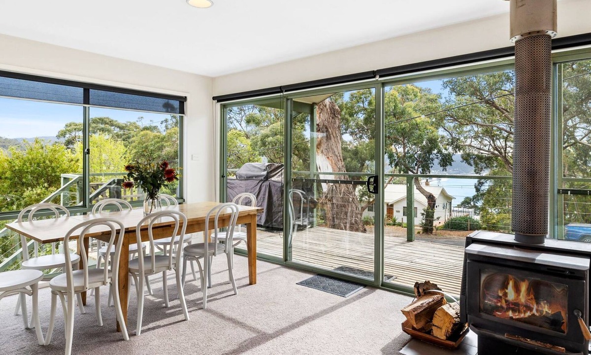 Lorne House | Oceanswell - A comfortable family holiday home