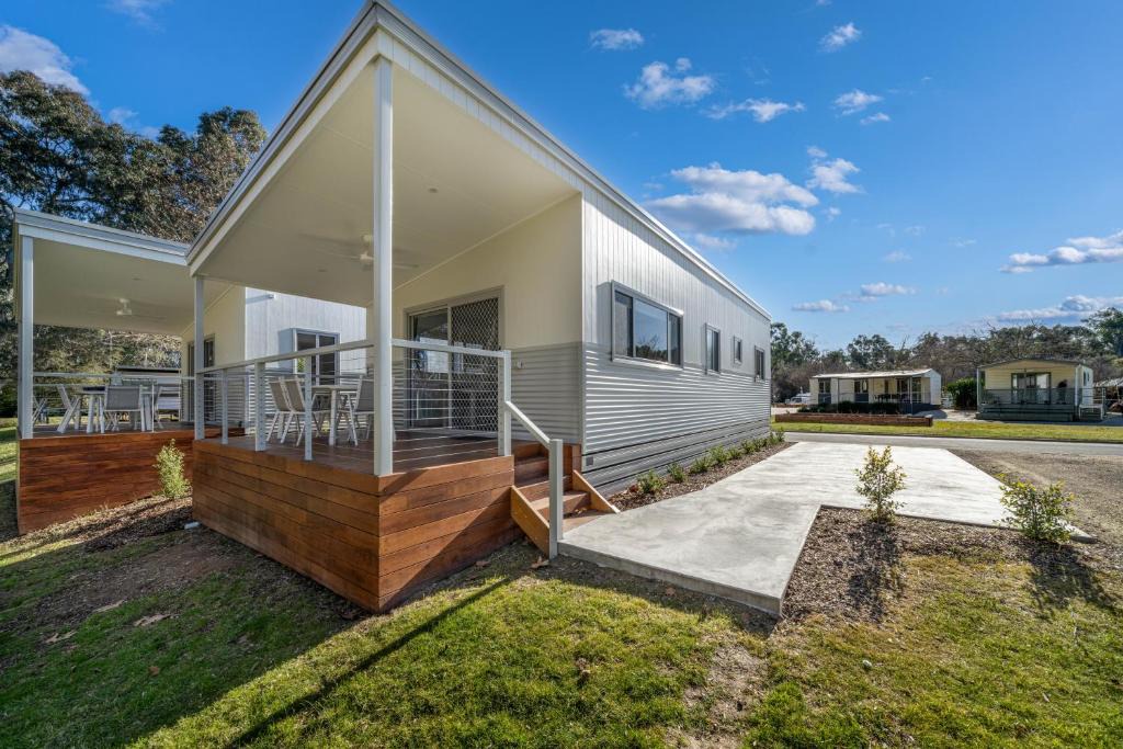 Wangaratta Resort | Painters Island Holiday Park
