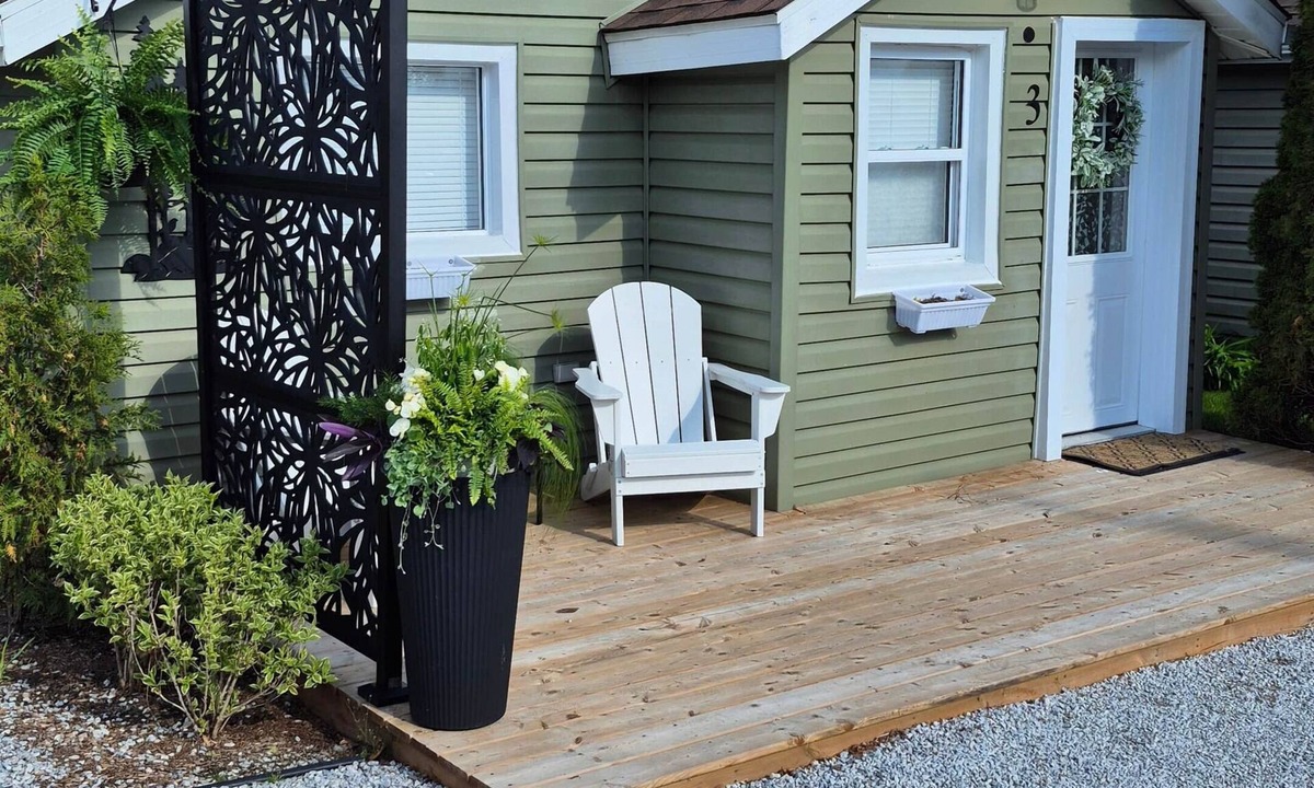 Leamington Cabin | Parkview Boho Cottage 3 - Maple Meadows