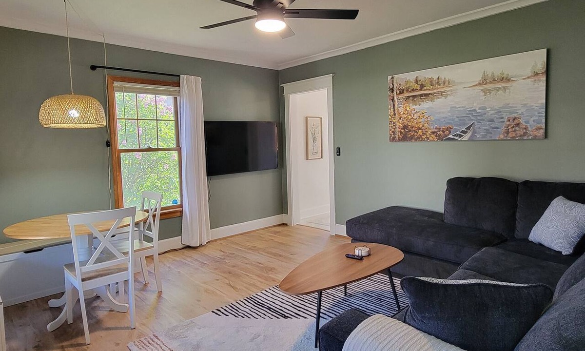 Riverside House | Pet-Friendly Duluth Basecamp Near Spirit Mountain