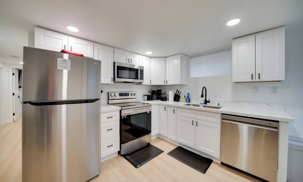 Georgetown Apartment | Pet-Friendly Seattle Apt Near Dtwn & Lumen Field