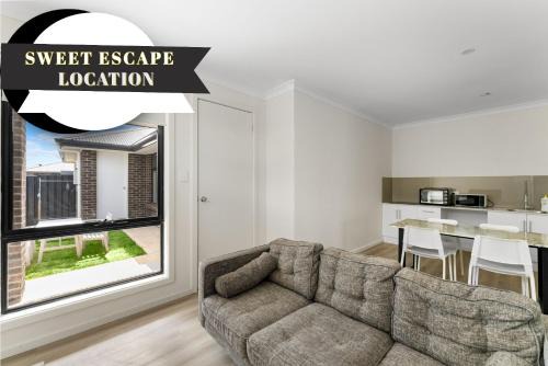 Davoren Park House | Pristine & Private 2BR Stay - Perfect for Getaways